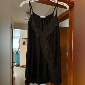 Maurice’s tank top with elastic bottom and lace detail